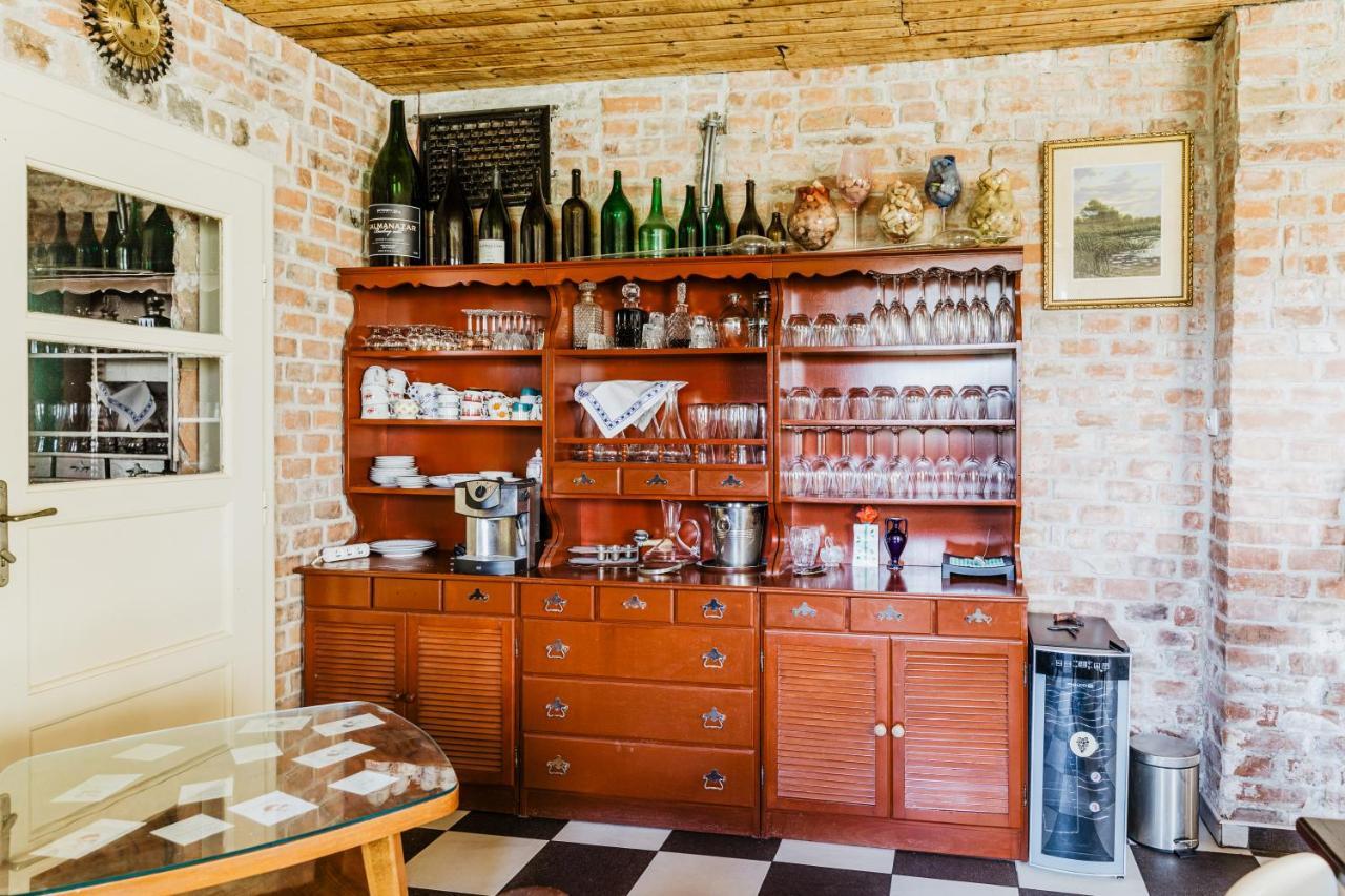 U nás ve vile Hostal Cejc Exterior foto